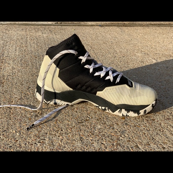 Curry 2.5 Black and White - Picture 4 of 6